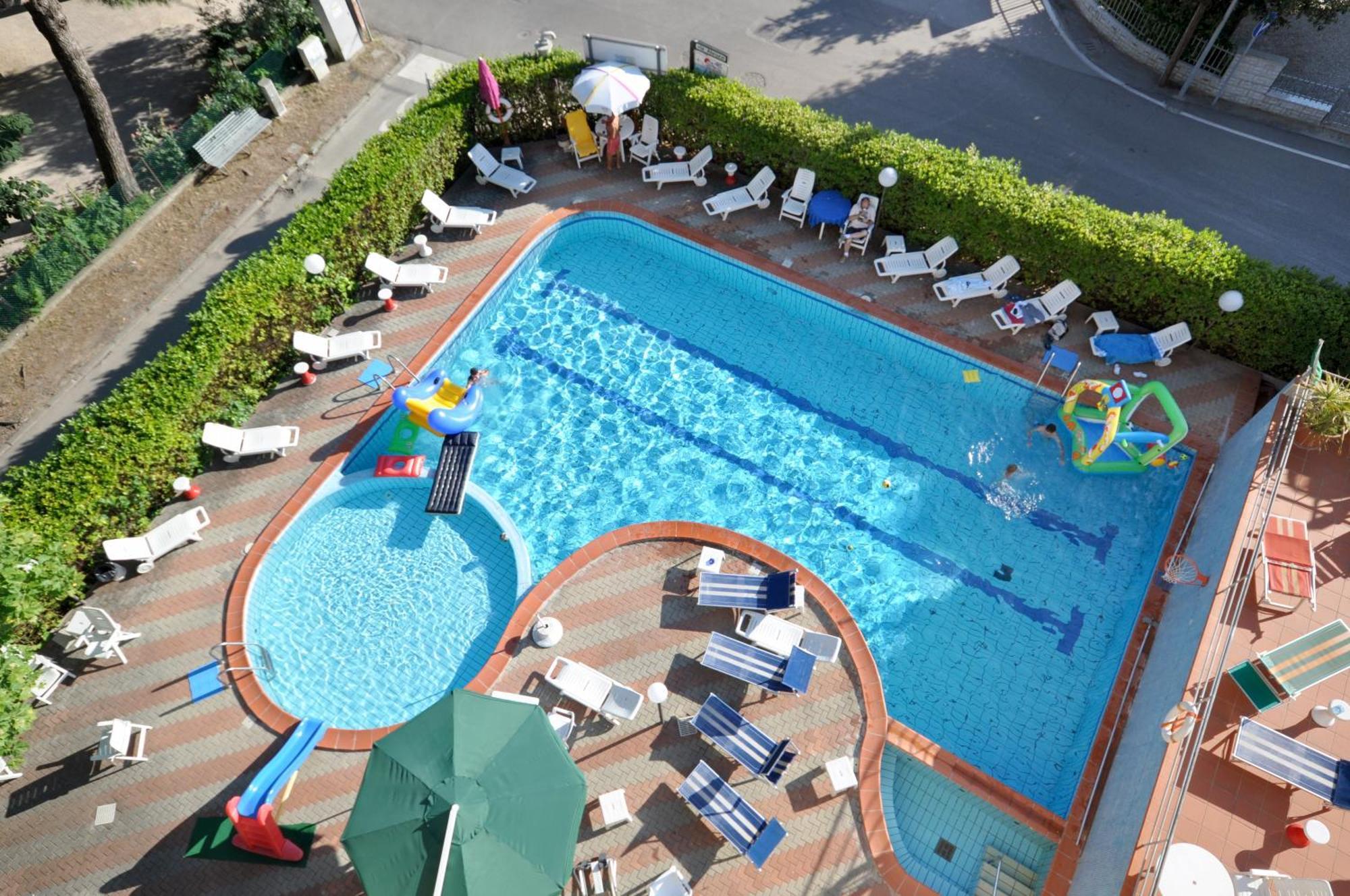 Hotel Real Cervia Exterior photo